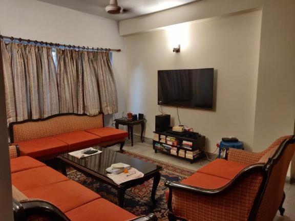 Lovely Couple Friendly Guest House Kalkutta Exterior foto