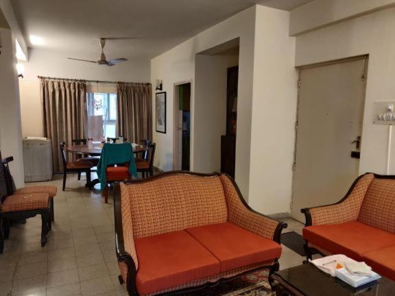 Lovely Couple Friendly Guest House Kalkutta Exterior foto